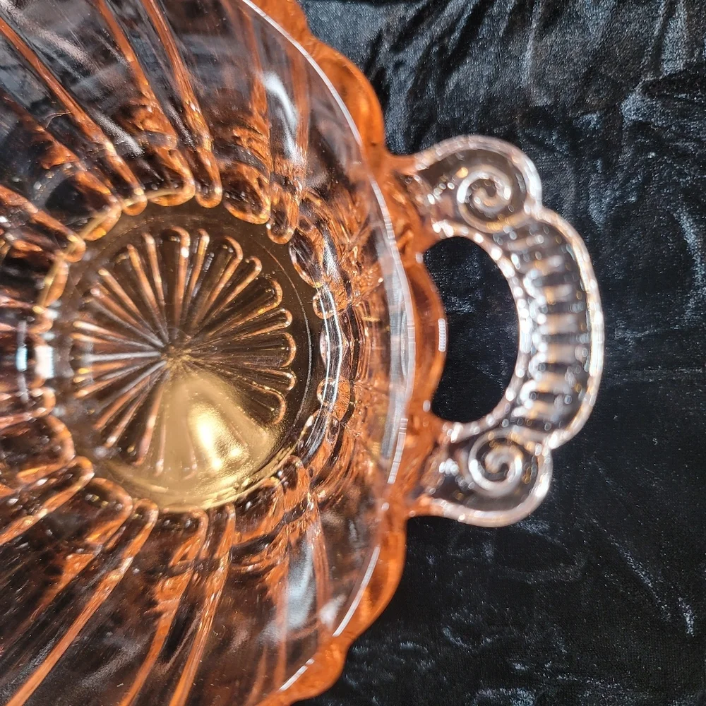 0780. Depression Glass from Anchor Hocking ~ Old Cafe Pink ~ Candy Dish ~Perfect